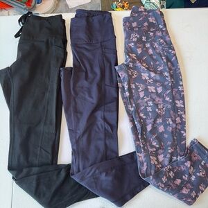 Stylish Women's Leggings - Black, Navy, Floral